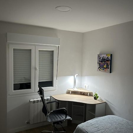 Ferienwohnung Piso Recien Reformado Y Con Buena Ubicacion Oviédo Exterior foto