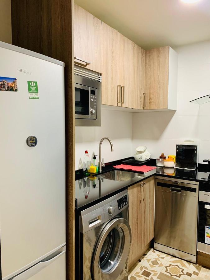 Ferienwohnung Piso Recien Reformado Y Con Buena Ubicacion Oviédo Exterior foto